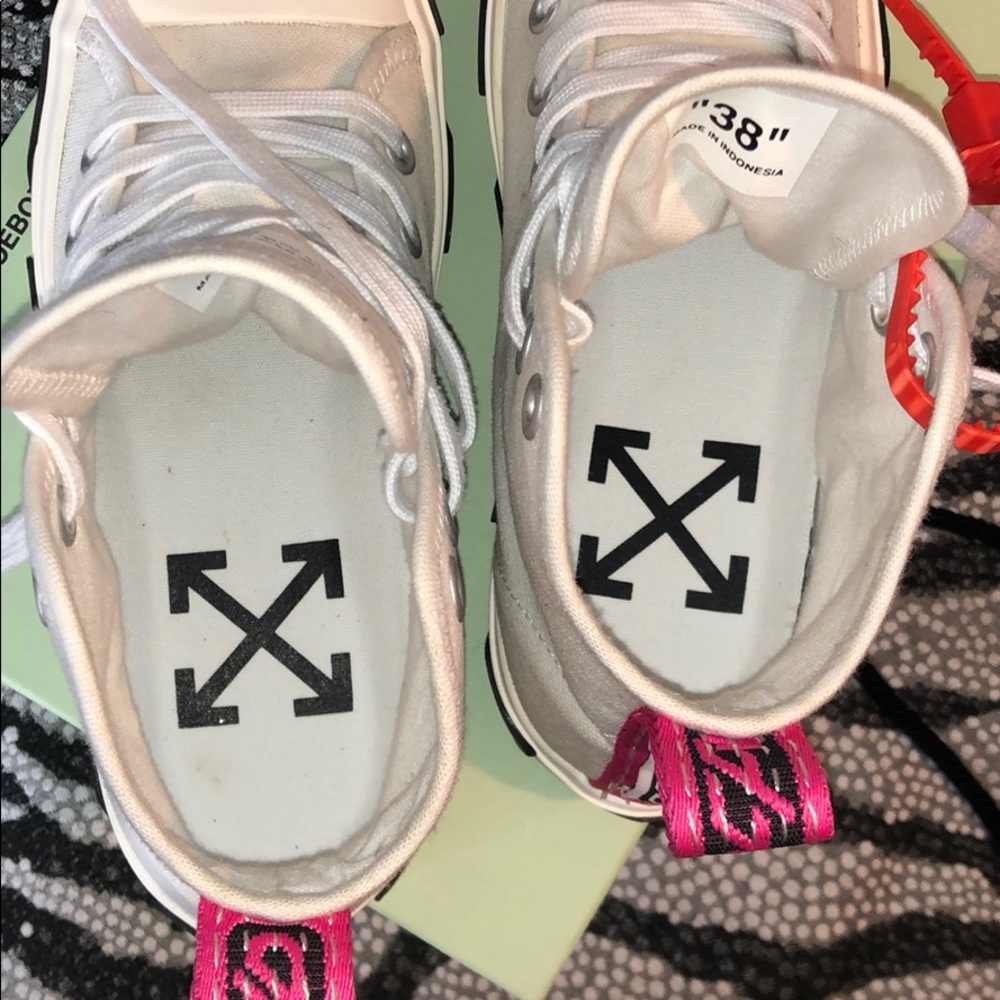 🚫SOLD VIA PAYPAL🚫🔥WOMENS OFF-WHITE SNEAKERS🔥 - Picture 5 of 7